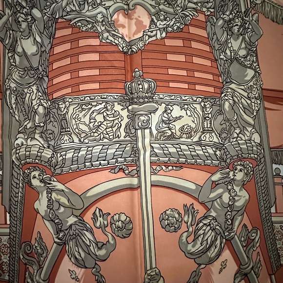 Hermes Scarf "Vue Du Carosse” in Light Pink/Light Blue/Ivory/Grey - Picture 4 of 6